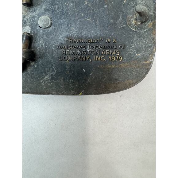 Vintage Remington Belt Buckle 1979 Running White Tail Deer Buck Pewter Hunting - Picture 7 of 8